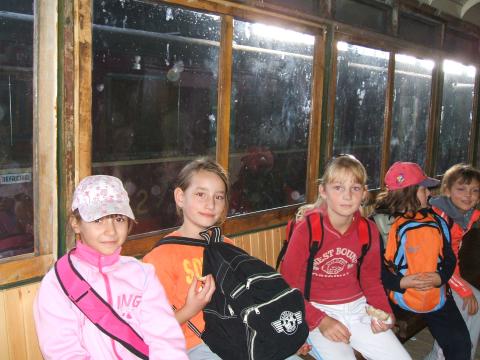 img011.jpg