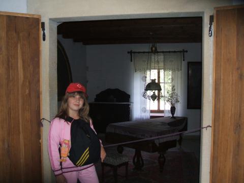 img003.jpg