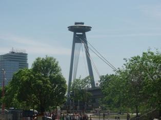 img012.jpg