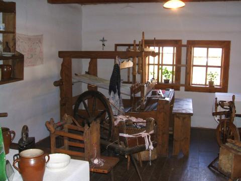 img014.jpg