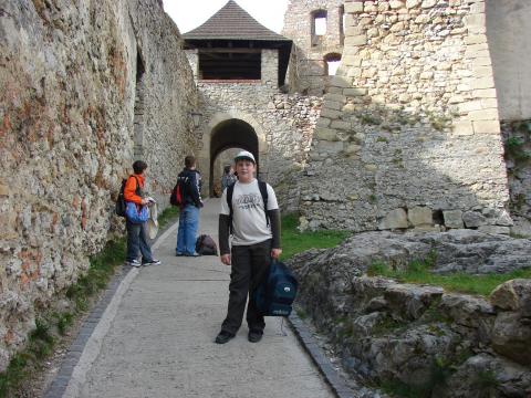 img006.jpg