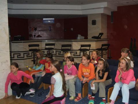 img041.jpg